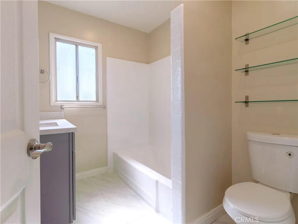 1240 S Bromley Avenue, West Covina, California 91790 home-pic-17