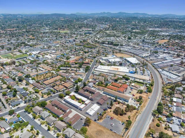 628 W California Ave, Vista, California 92083