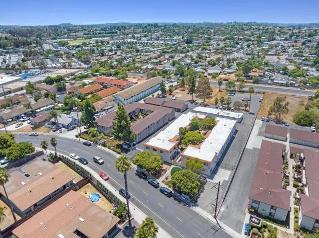 628 W California Ave, Vista, California 92083