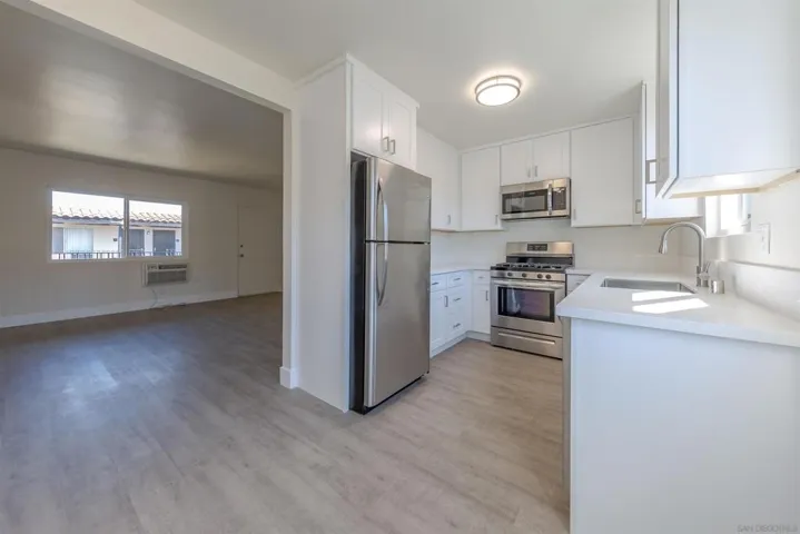 628 W California Ave, Vista, California 92083