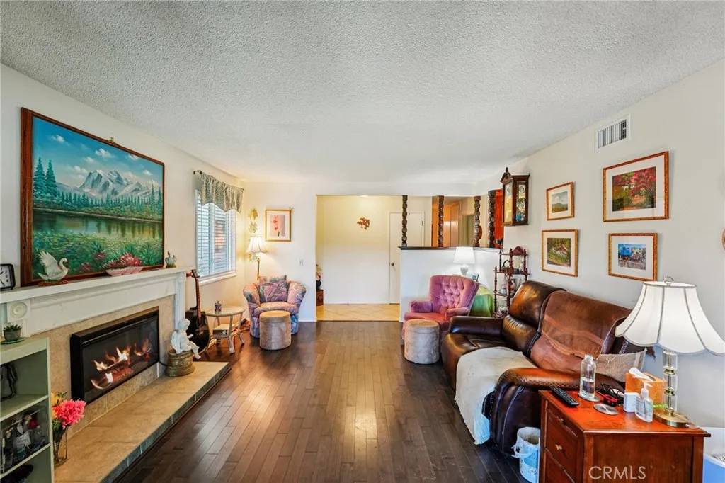 199 Summit View Drive B, Calimesa, California 92320 home-pic-3