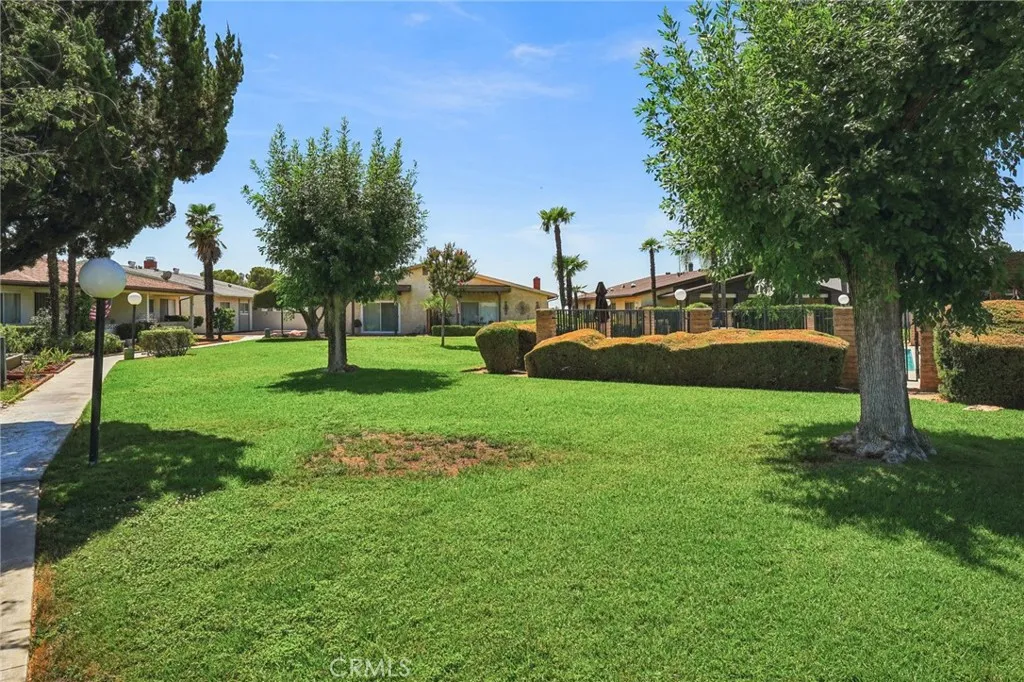 199 Summit View Drive B, Calimesa, California 92320 home-pic-19