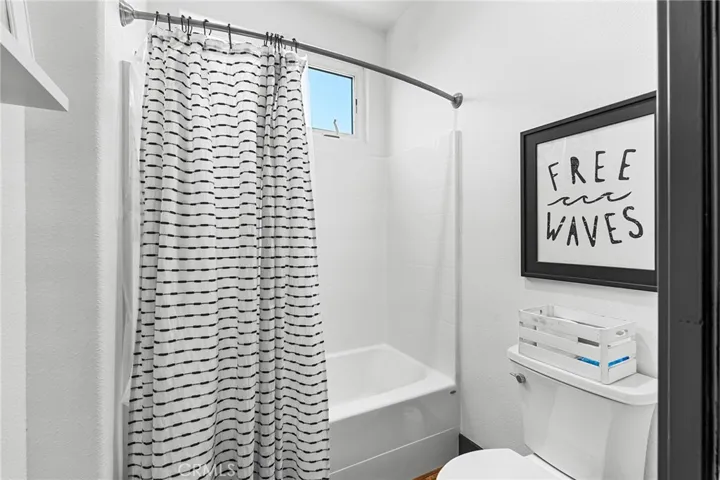 1941 Waxwing Way, Chico, California 95926