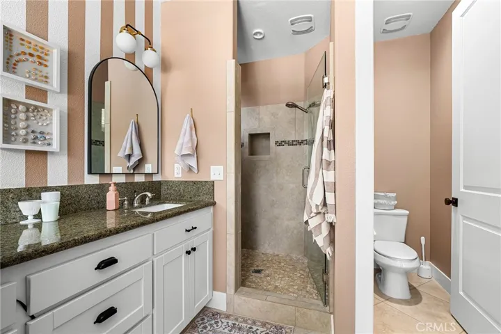 1941 Waxwing Way, Chico, California 95926