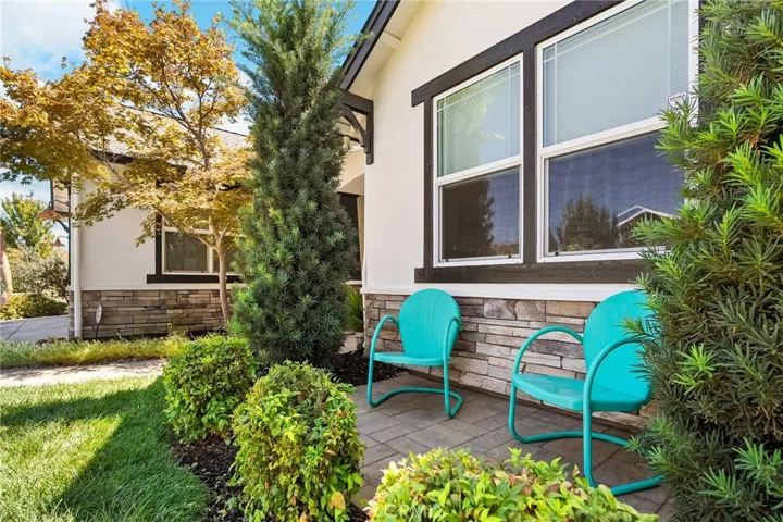 1941 Waxwing Way, Chico, California 95926