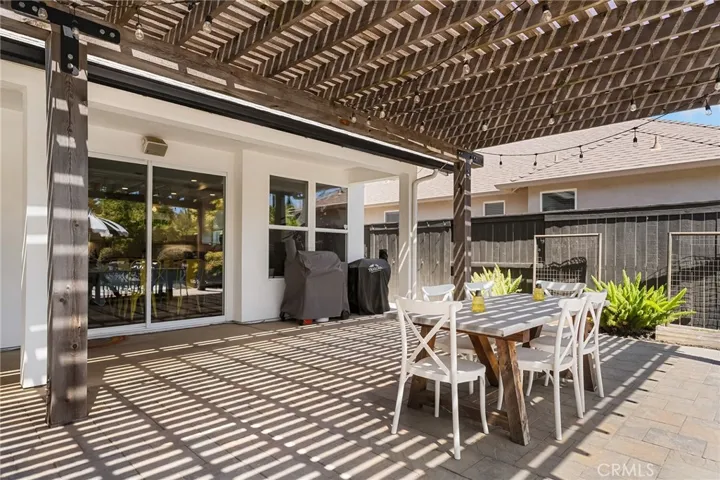 1941 Waxwing Way, Chico, California 95926