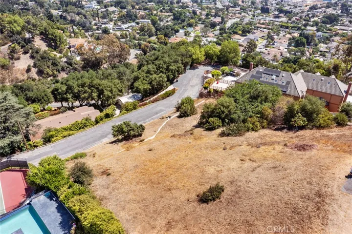 1.06 acres lot