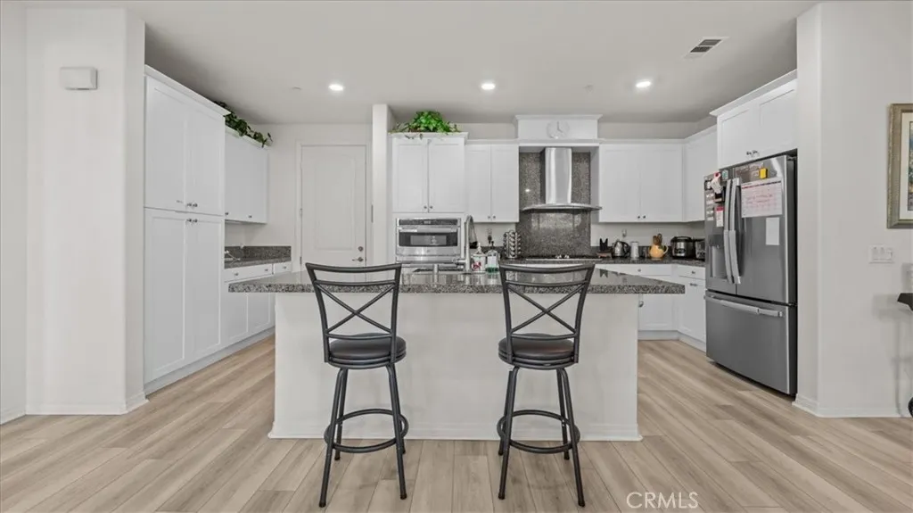 4547 S Luna Privado, Ontario, California 91761 home-pic-4