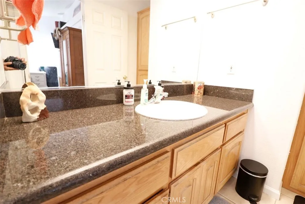 17831 Pitache Street, Hesperia, California 92345 home-pic-23