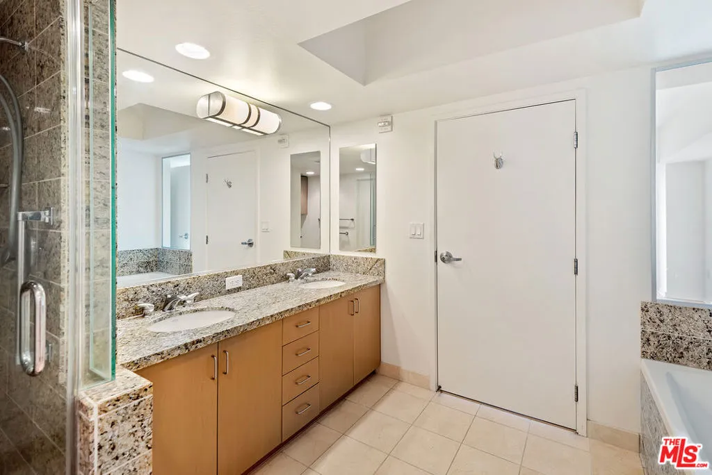 13700 Marina Pointe Drive 1411, Marina Del Rey, California 90292 home-pic-14