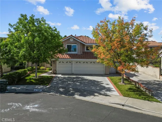 22004 Pamplico Drive, Saugus, California 91350