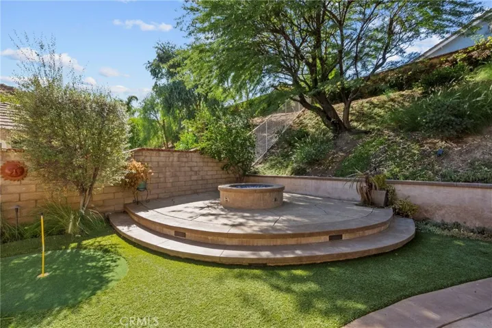 22004 Pamplico Drive, Saugus, California 91350