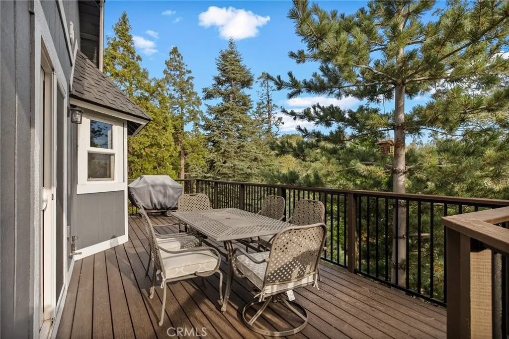 386 Rainier Road, Lake Arrowhead, California 92352 home-pic-9
