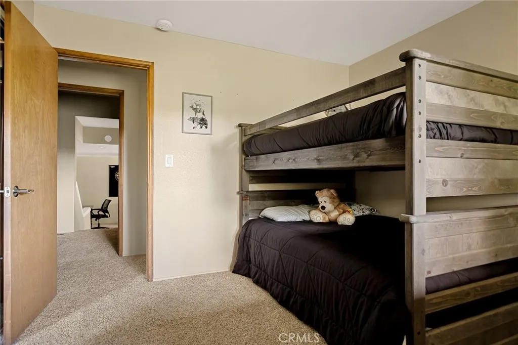 386 Rainier Road, Lake Arrowhead, California 92352 home-pic-29