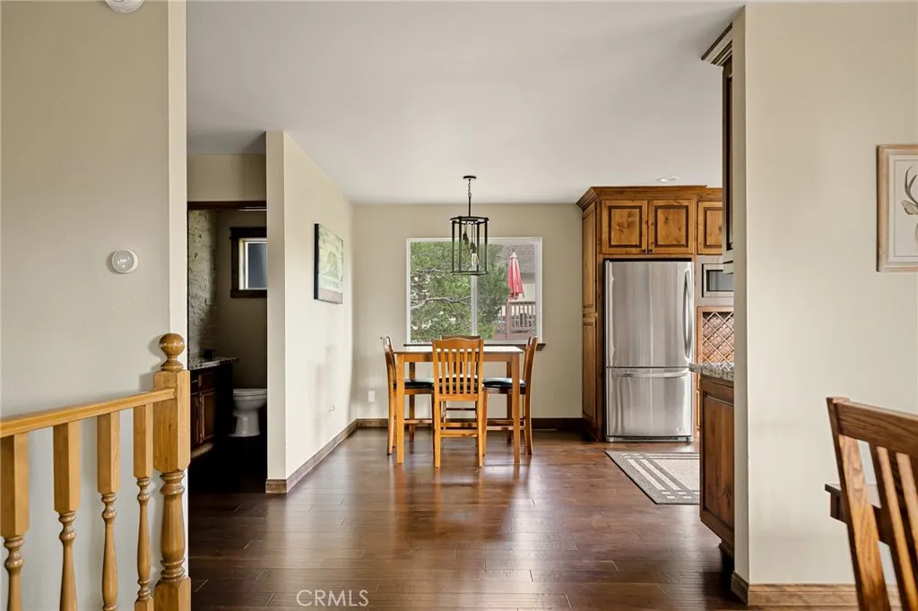 386 Rainier Road, Lake Arrowhead, California 92352 home-pic-16