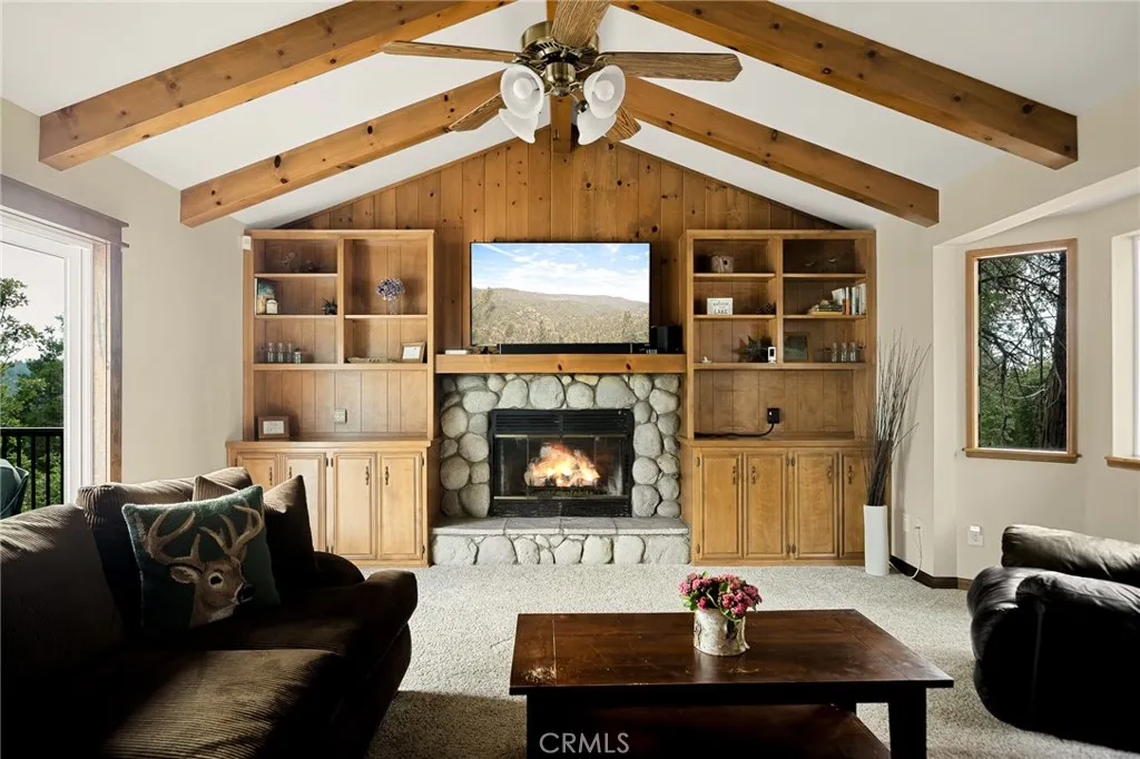 386 Rainier Road, Lake Arrowhead, California 92352 home-pic-1
