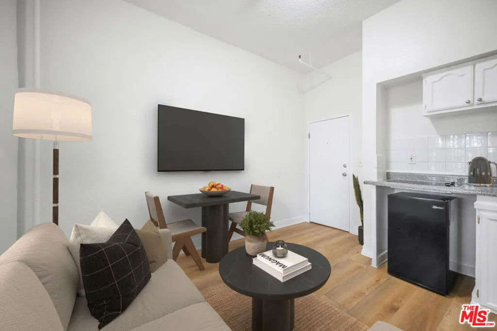 729 S Union Avenue 228, Los Angeles, California 90017 — photo 4