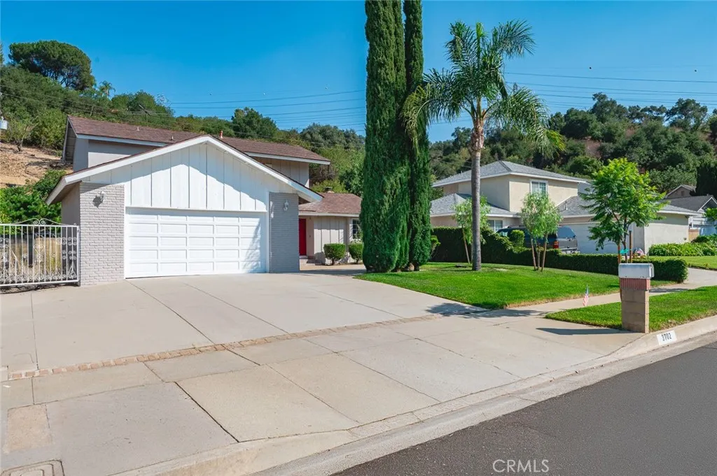 3702 Crooked Creek Drive, Diamond Bar, California 91765, 4 Bedrooms Bedrooms, ,2 BathroomsBathrooms,Residential,For Sale,Crooked Creek,TR25189707