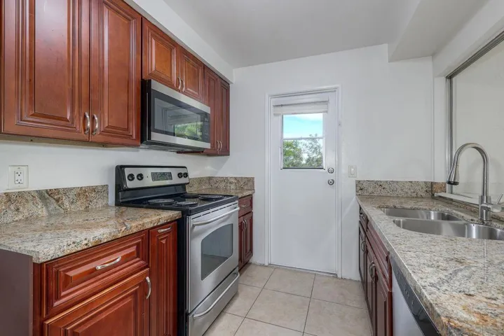 14745 Caminito Orense Este, San Diego, California 92129