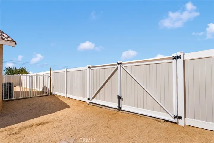 15643 Moccasin Court, Victorville, California 92394