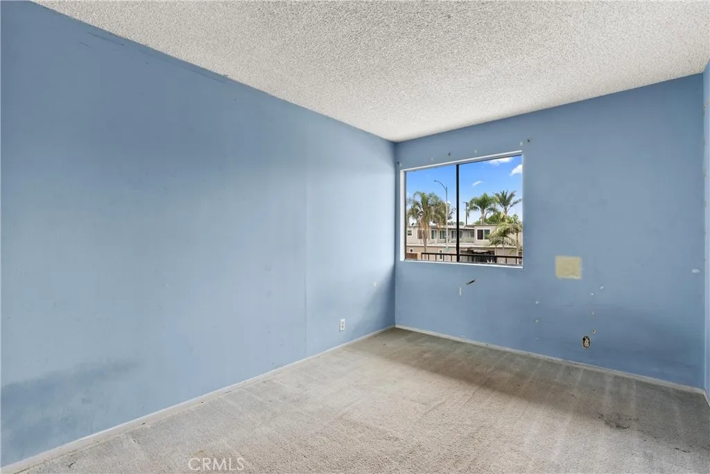 1140 Pacific Avenue 19, Long Beach, California 90813 home-pic-15