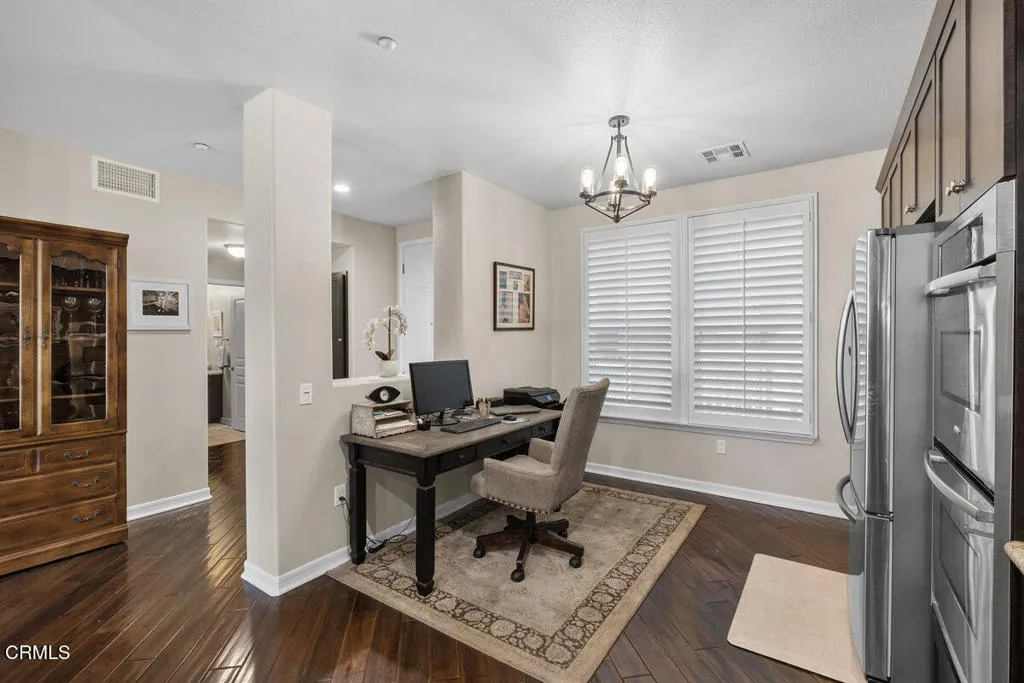 1544 Seabridge Lane, Oxnard, California 93035 home-pic-7