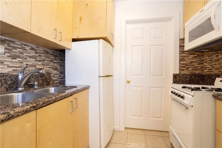 10410 Amigo Avenue, Porter Ranch, California 91326