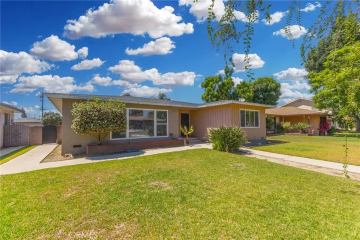 1607 S Atlantic Drive, Compton, California 90221