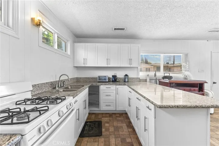 1607 S Atlantic Drive, Compton, California 90221