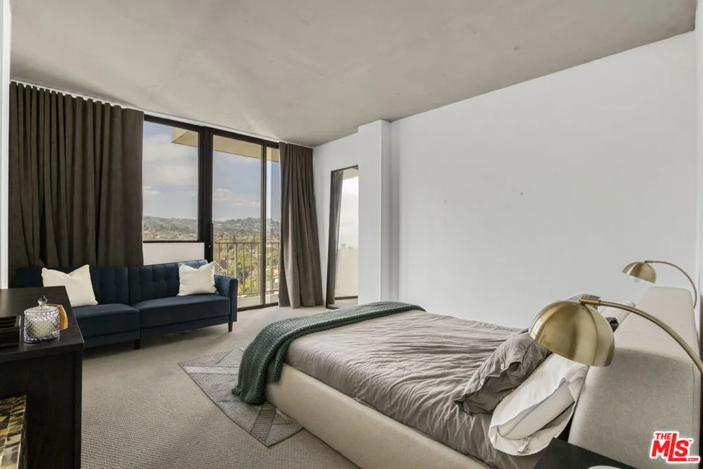 10433 Wilshire Boulevard 808, Los Angeles, California 90024 home-pic-18