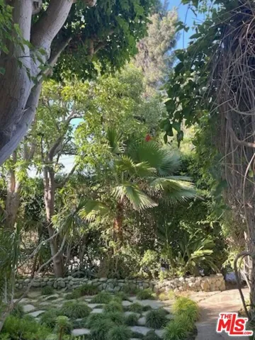 921 26th Street, Santa Monica, California 90403