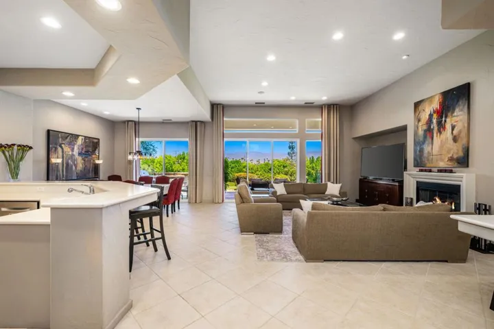 2-web-or-mls-JDWhiteHorse_OPMG_0825_019