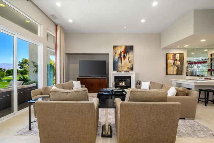 13-web-or-mls-JDWhiteHorse_OPMG_0825_021