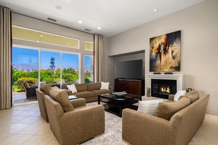 3-web-or-mls-JDWhiteHorse_OPMG_0825_020