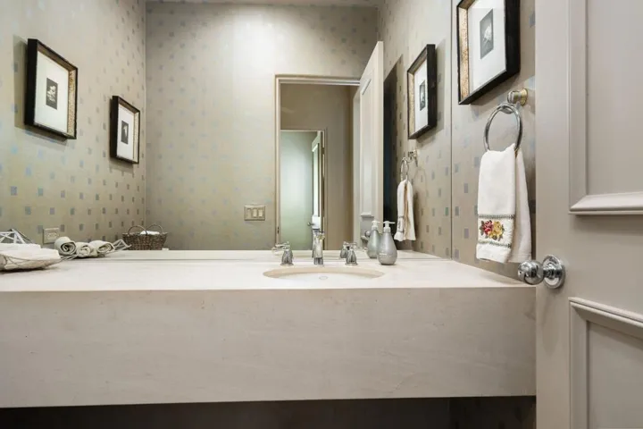 28-web-or-mls-JDWhiteHorse_OPMG_0825_044