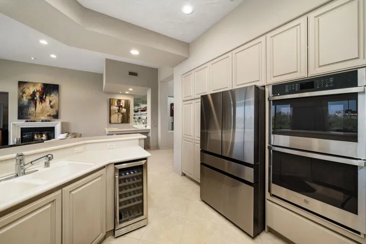 19-web-or-mls-JDWhiteHorse_OPMG_0825_029