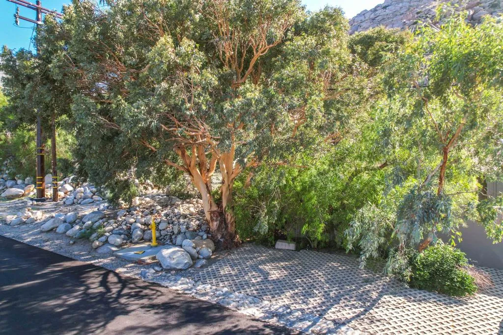 15971 Snow Creek Road, Whitewater, California 92282 home-pic-25