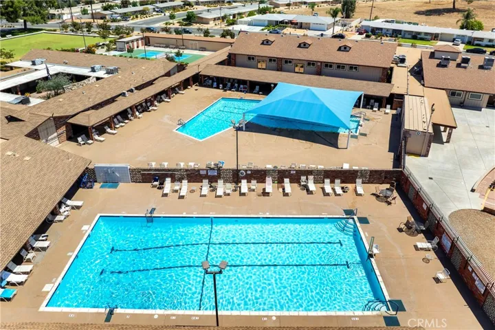 Clubhouse Pool