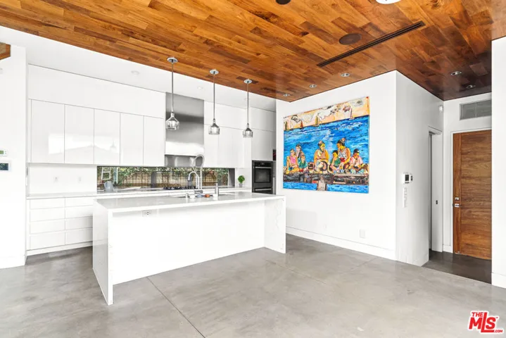 524 Rialto Avenue, Venice, California 90291