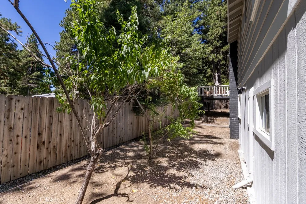 31805 Luring Pines Drive, Running Springs, California 92382 home-pic-30