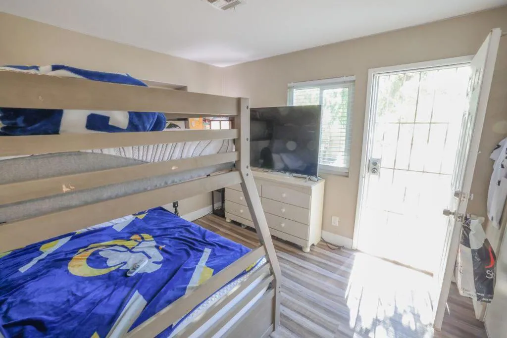 67710 Vista Chino, Cathedral City, California 92234 home-pic-11