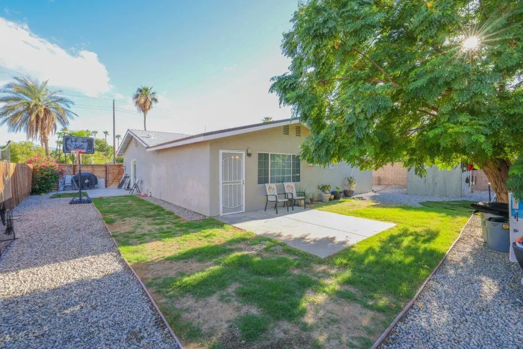 67710 Vista Chino, Cathedral City, California 92234 home-pic-17