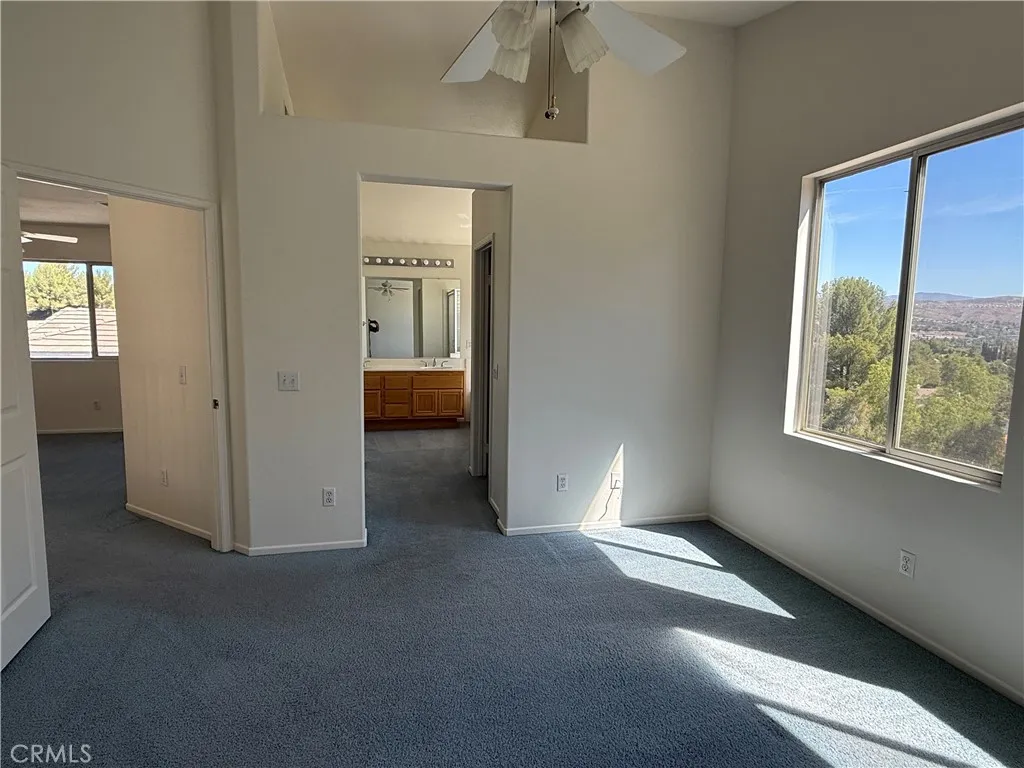 26506 Isabella, Canyon Country, California 91351 home-pic-15