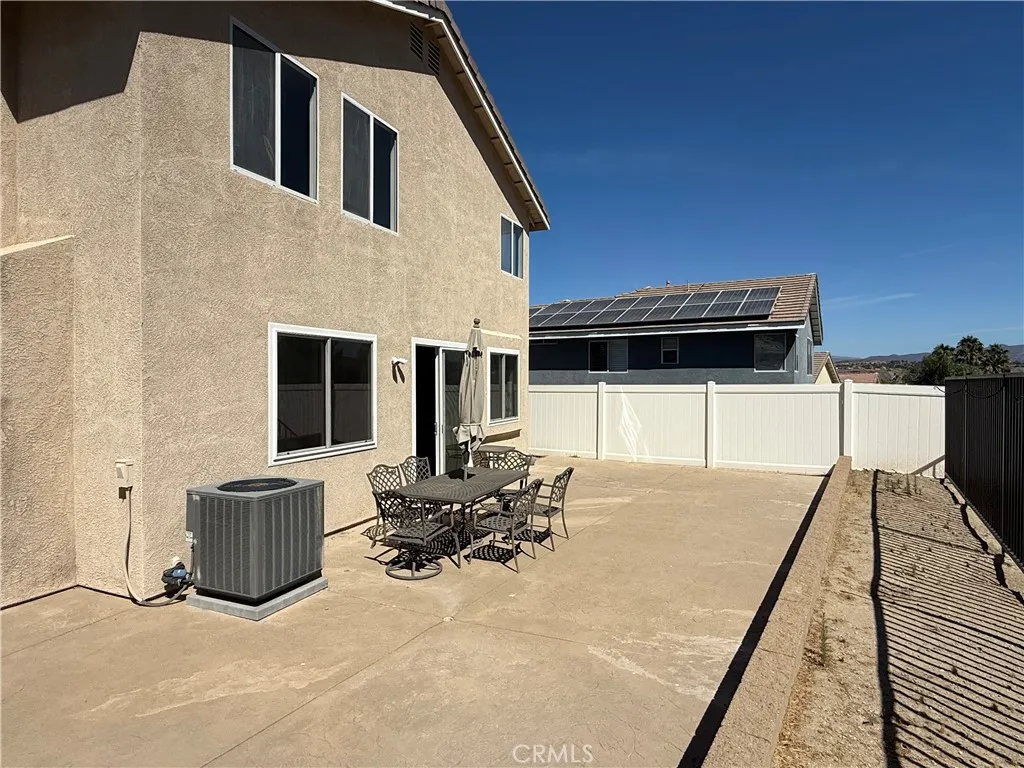 26506 Isabella, Canyon Country, California 91351 home-pic-21