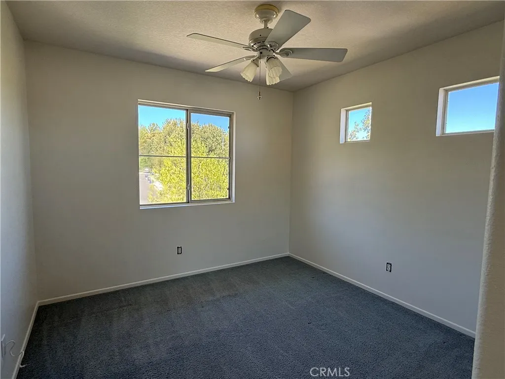 26506 Isabella, Canyon Country, California 91351 home-pic-10