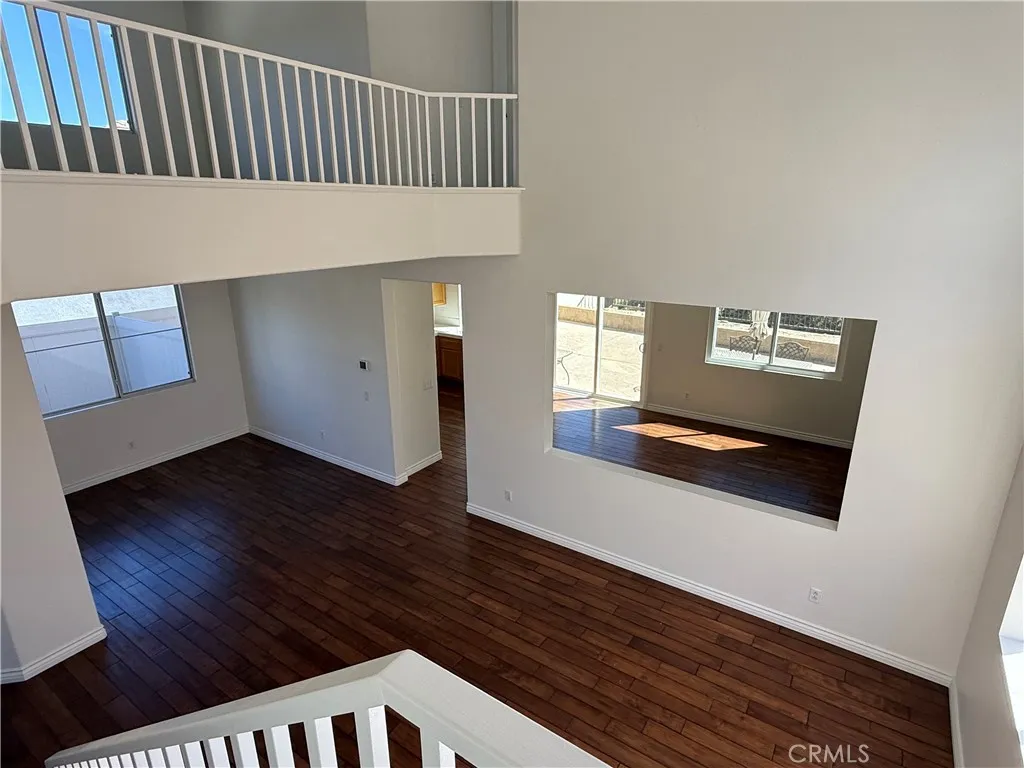 26506 Isabella, Canyon Country, California 91351 home-pic-18