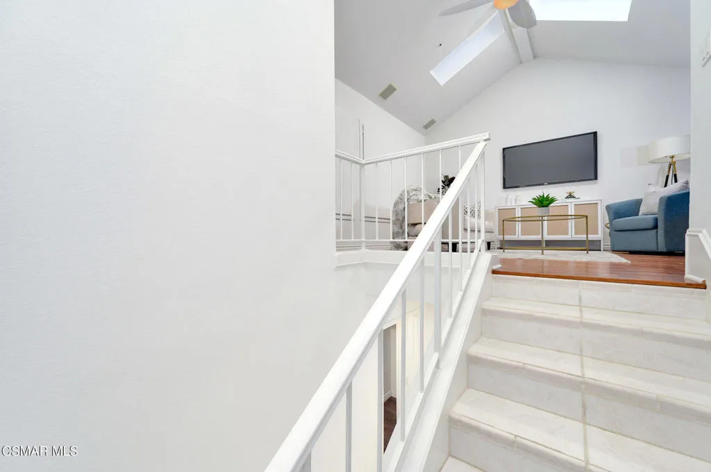 220 Camino Cortina, Camarillo, California 93010 home-pic-45
