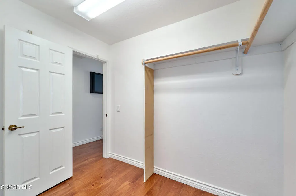 220 Camino Cortina, Camarillo, California 93010 home-pic-29