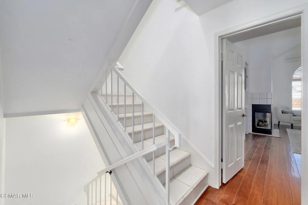 220 Camino Cortina, Camarillo, California 93010 home-pic-36