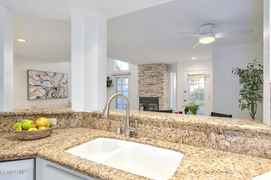 220 Camino Cortina, Camarillo, California 93010 home-pic-20